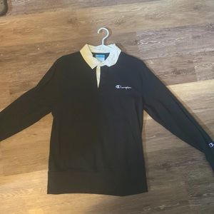 Great condition Champion sweatshirt, no damage done and barely worn.